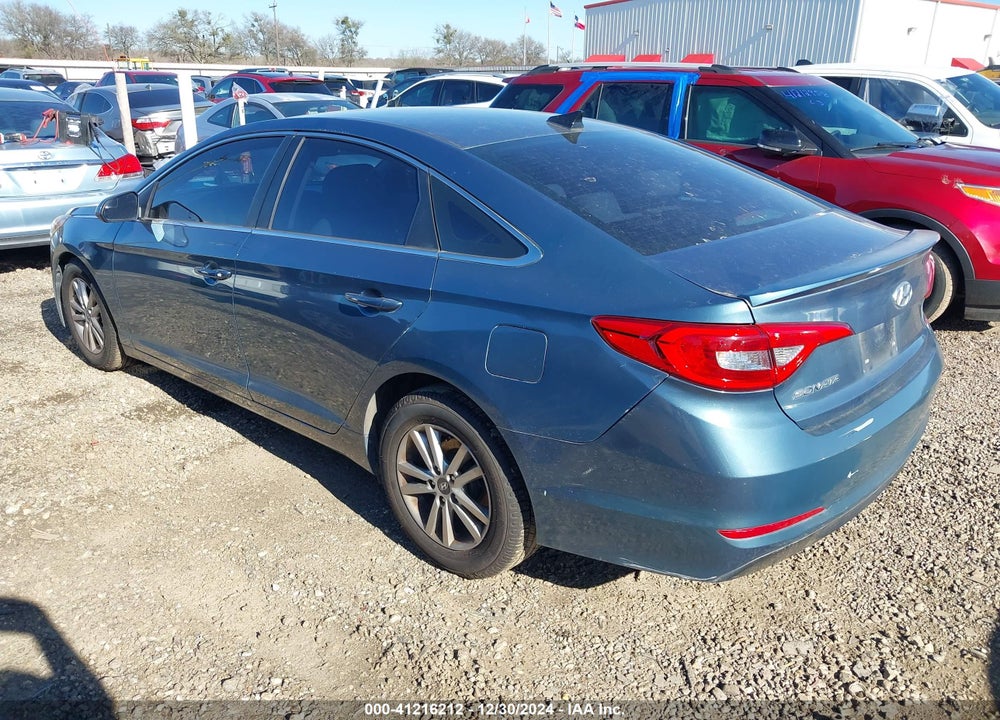 2016 HYUNDAI SONATA SE VIN: 5NPE24AF0GH417352