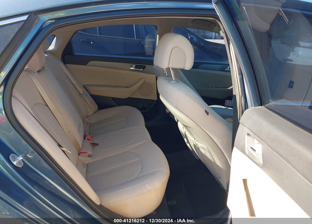 2016 HYUNDAI SONATA SE VIN: 5NPE24AF0GH417352