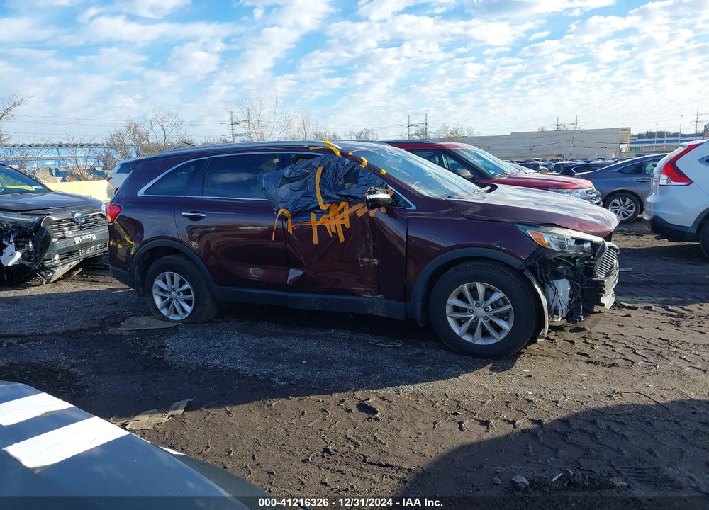 2017 KIA SORENTO 2.4L LX VIN: 5XYPG4A30HG267803