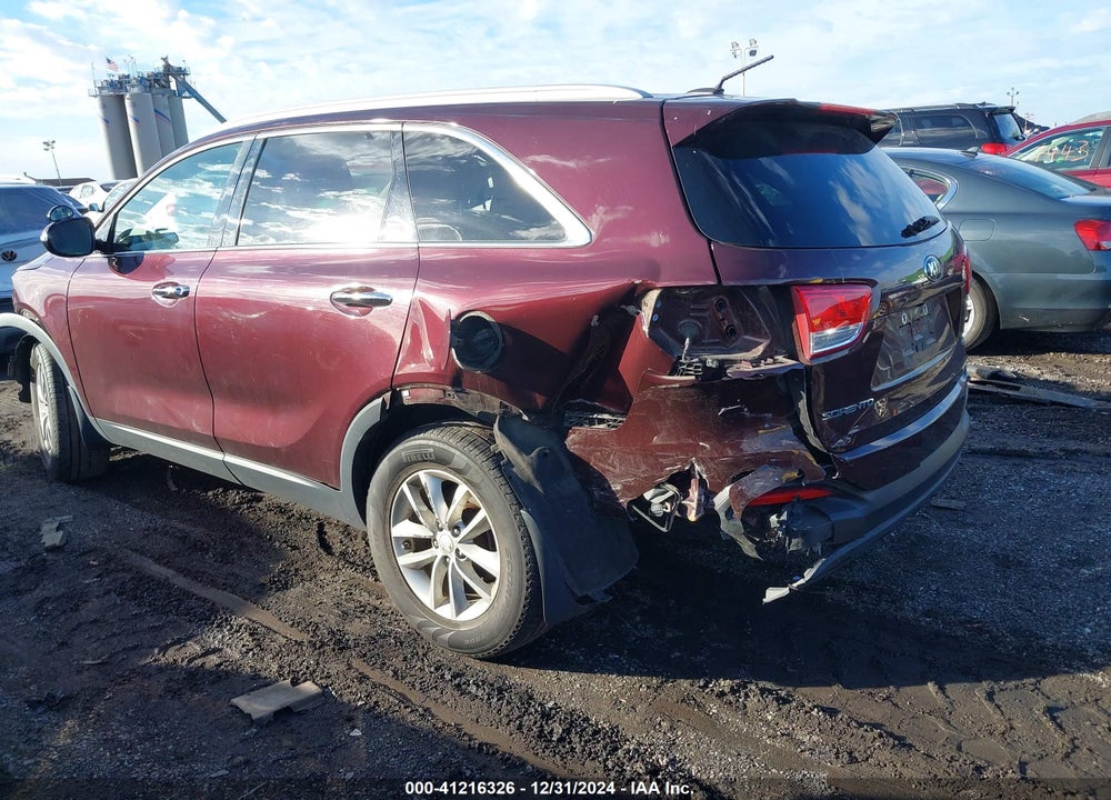 2017 KIA SORENTO 2.4L LX VIN: 5XYPG4A30HG267803