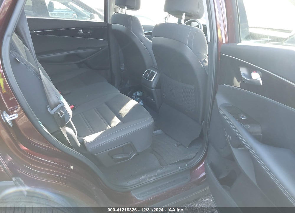 2017 KIA SORENTO 2.4L LX VIN: 5XYPG4A30HG267803