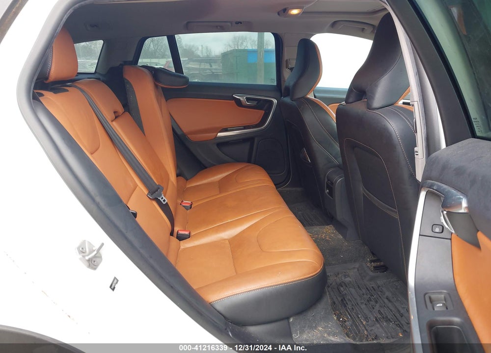 2015 VOLVO V60 CROSS COUNTRY VIN: YV4612HK7F1001607