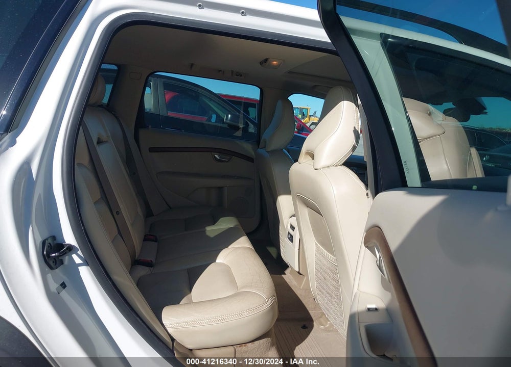2009 VOLVO XC70 3.2 VIN: YV4BZ982891054966