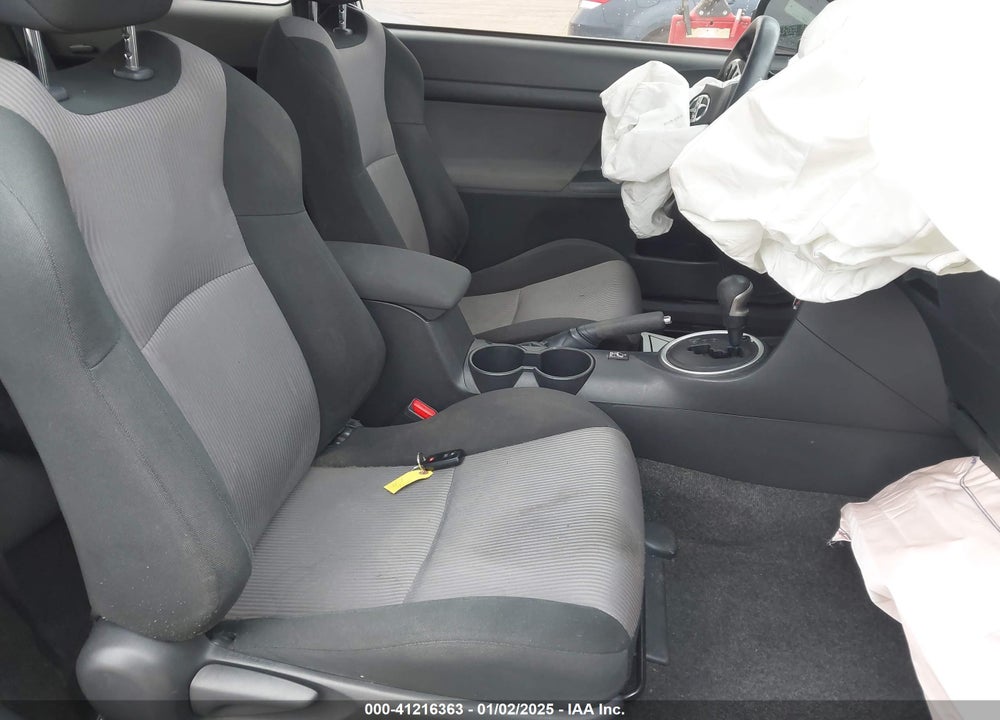 2016 SCION TC VIN: JTKJF5C73GJ016277