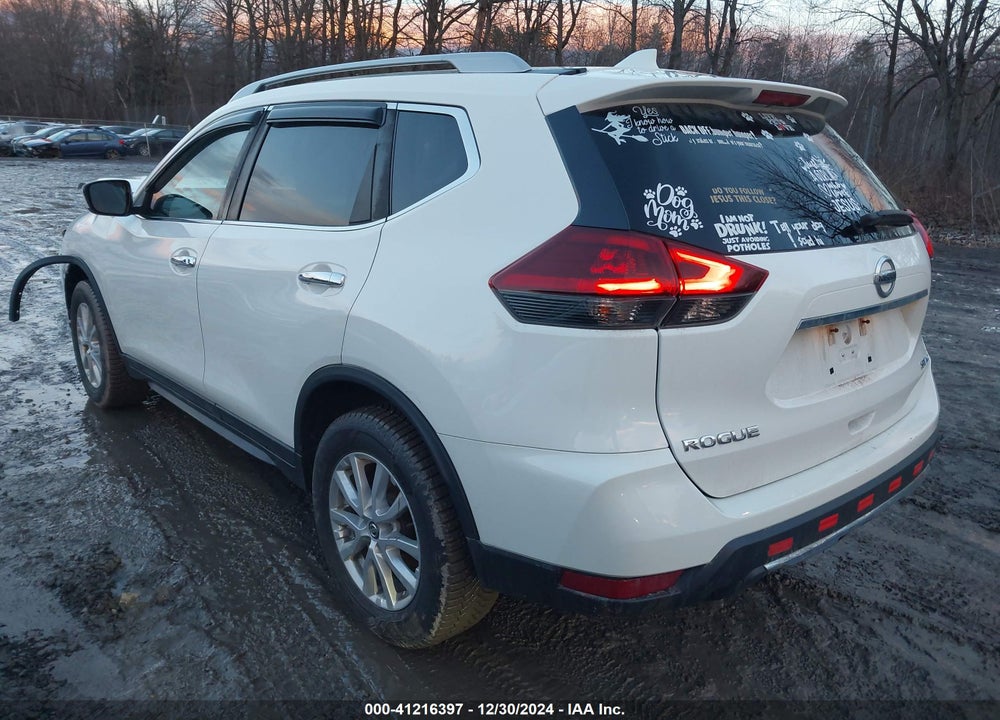 2018 NISSAN ROGUE SV/SL VIN: 5N1AT2MV8JC785389