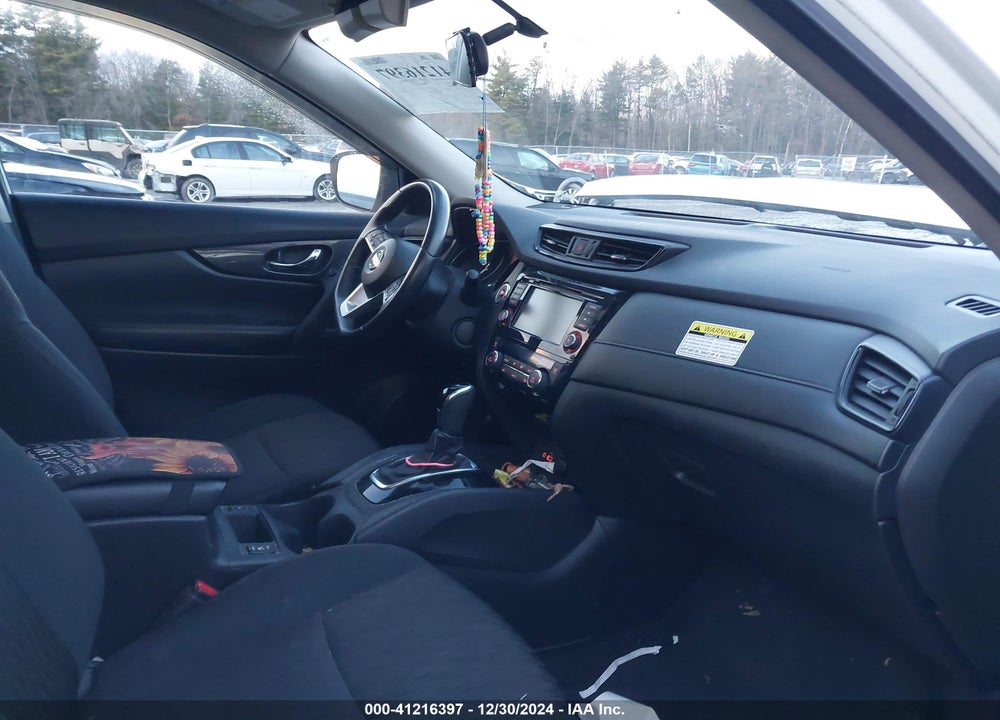 2018 NISSAN ROGUE SV/SL VIN: 5N1AT2MV8JC785389