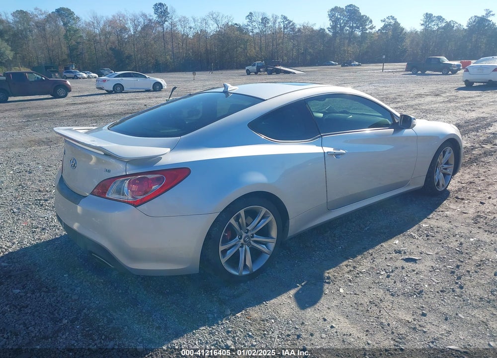 2012 HYUNDAI GENESIS VIN: KMHHU6KHXCU069140