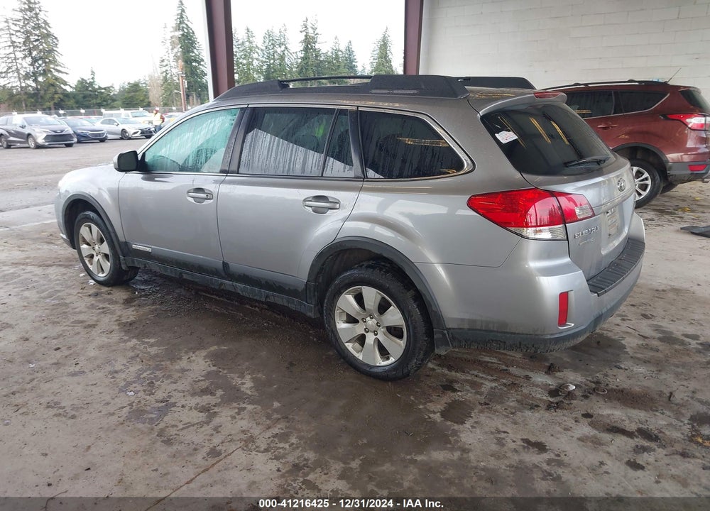 2010 SUBARU OUTBACK 2.5I PREMIUM VIN: 4S4BRBGC3A3375886