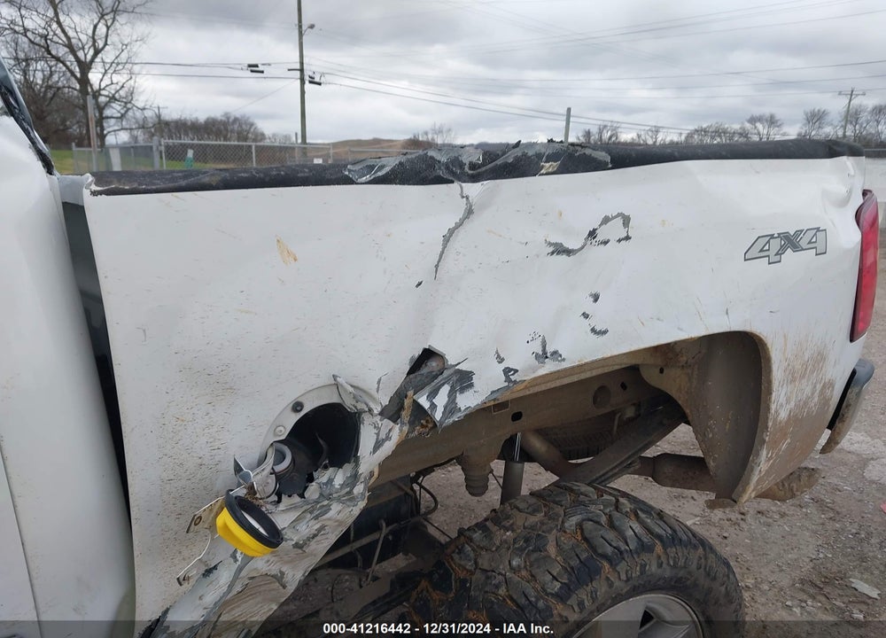 2010 CHEVROLET SILVERADO VIN: 3GCRKSE35AG264201