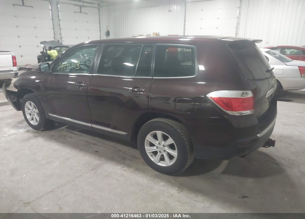 2013 TOYOTA HIGHLANDER BASE V6 VIN: 5TDBK3EH2DS265394