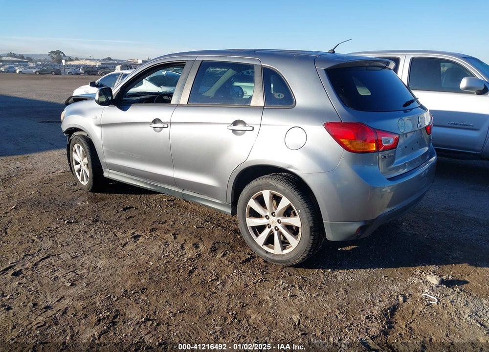 2015 MITSUBISHI OUTLANDER SPORT ES VIN: 4A4AP3AU8FE004062