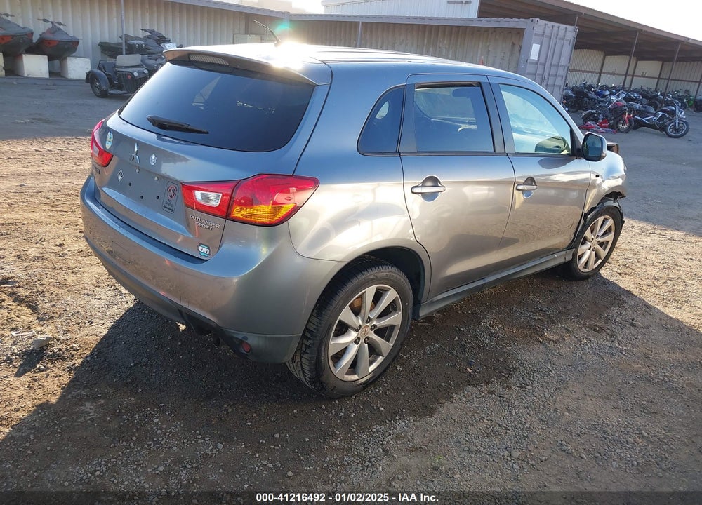 2015 MITSUBISHI OUTLANDER SPORT ES VIN: 4A4AP3AU8FE004062