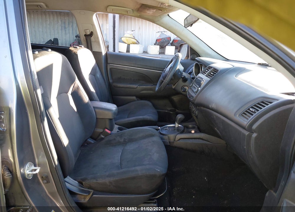 2015 MITSUBISHI OUTLANDER SPORT ES VIN: 4A4AP3AU8FE004062