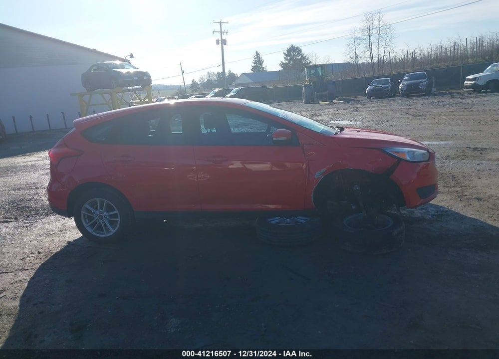2015 FORD FOCUS SE VIN: 1FADP3K24FL372287