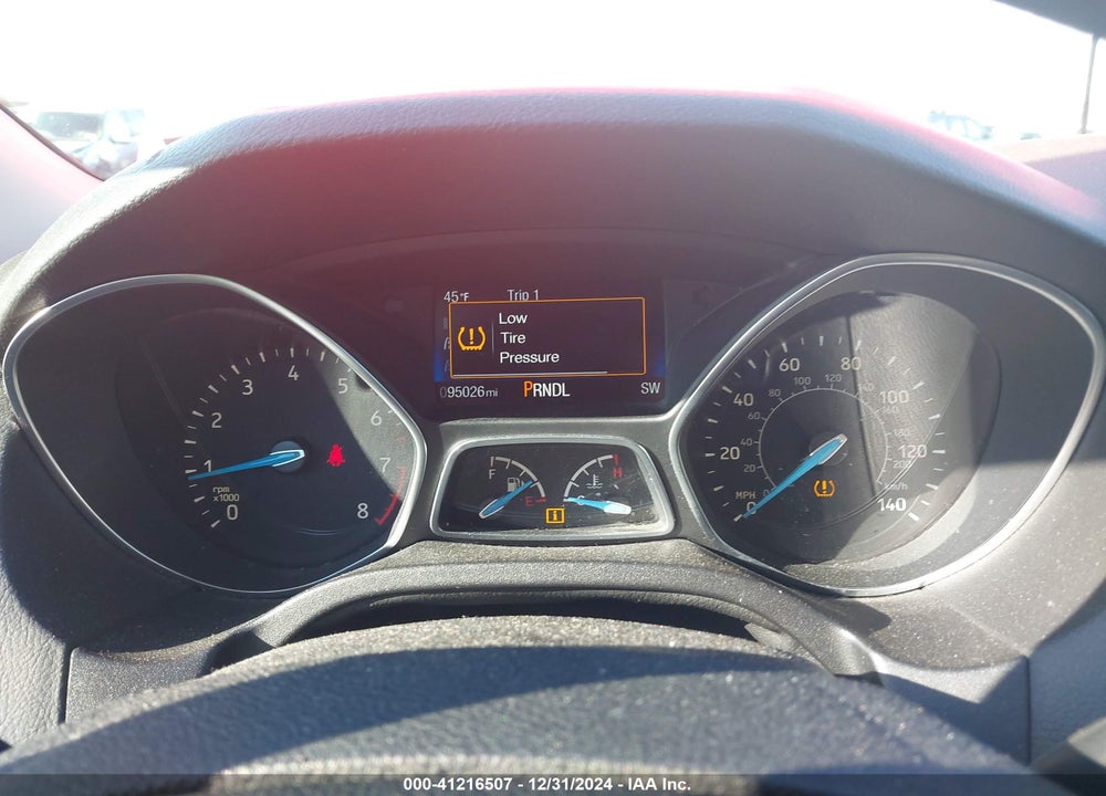 2015 FORD FOCUS SE VIN: 1FADP3K24FL372287