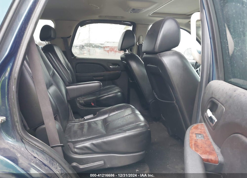 2007 CHEVROLET TAHOE LT VIN: 1GNFK13077R249110