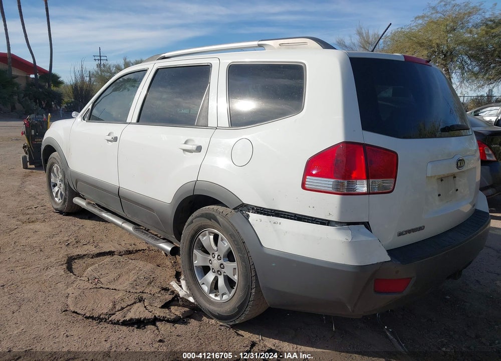 2009 KIA BORREGO EX V6 VIN: KNDJJ741895039058
