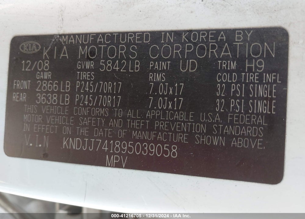 2009 KIA BORREGO EX V6 VIN: KNDJJ741895039058