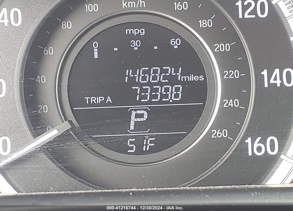 2016 HONDA ACCORD VIN: 1HGCR2F39GA006045