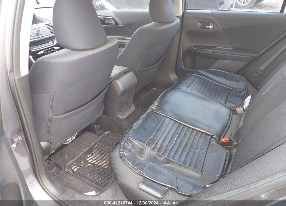 2016 HONDA ACCORD VIN: 1HGCR2F39GA006045