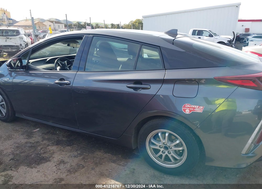 2017 TOYOTA PRIUS PRIME PLUS VIN: JTDKARFP8H3064585
