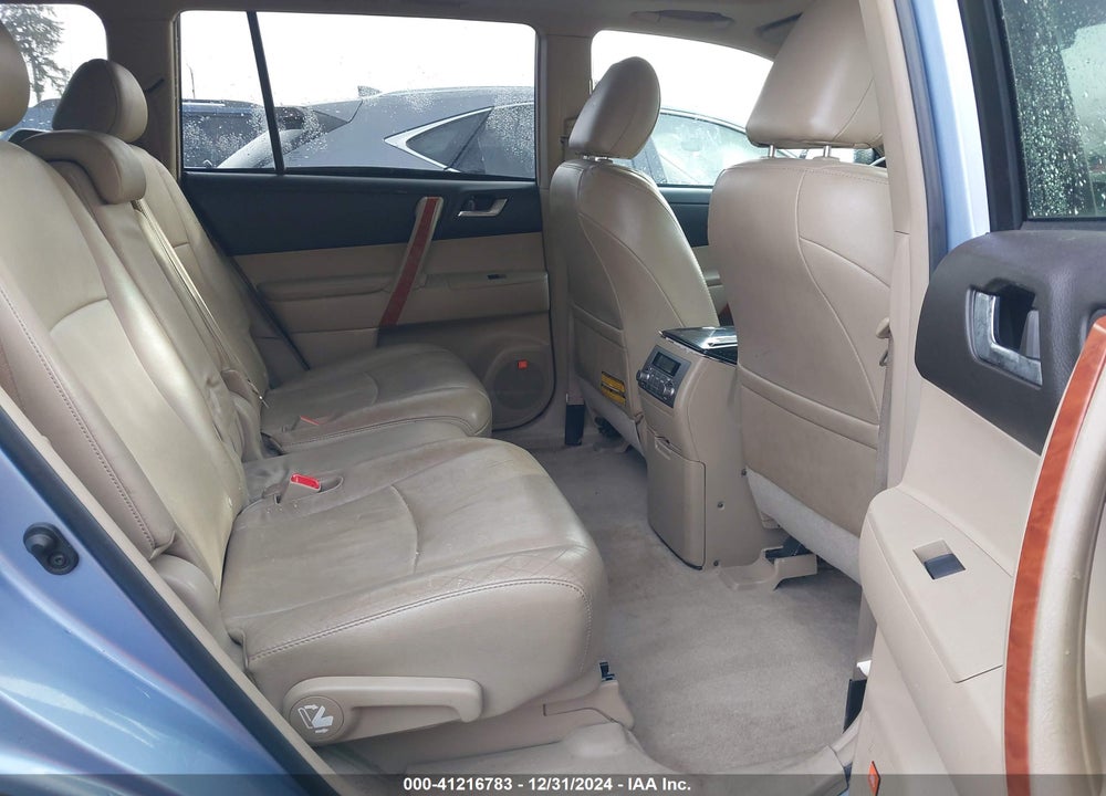 2010 TOYOTA HIGHLANDER LIMITED V6 VIN: 5TDDK3EH4AS015868
