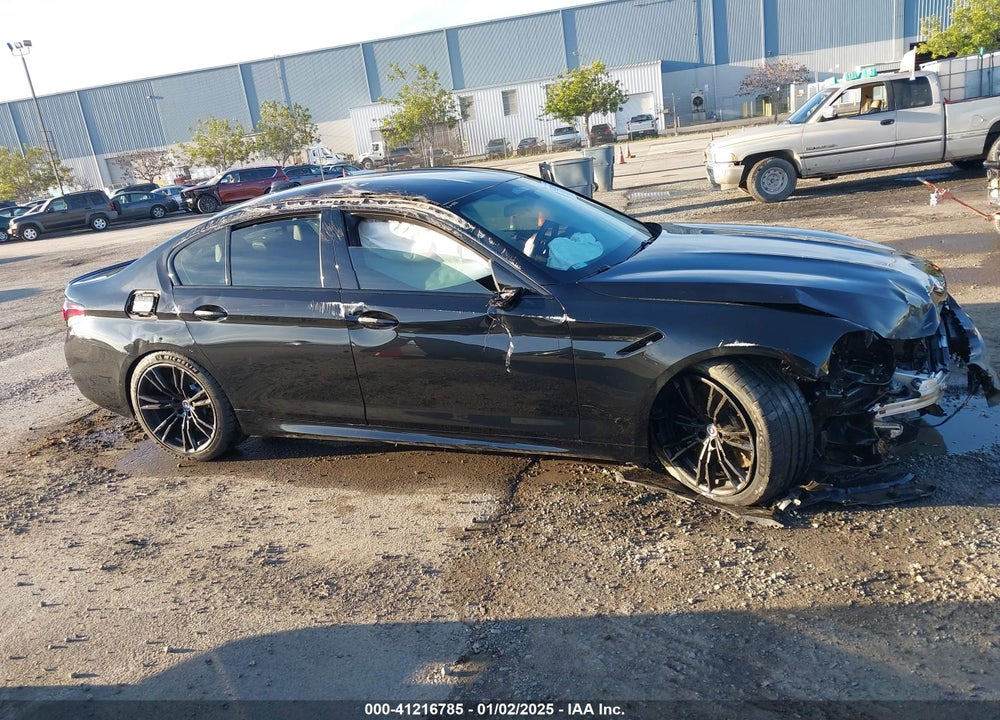 2022 BMW M5 VIN: WBS83CH05NCK23035