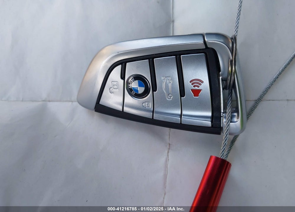 2022 BMW M5 VIN: WBS83CH05NCK23035