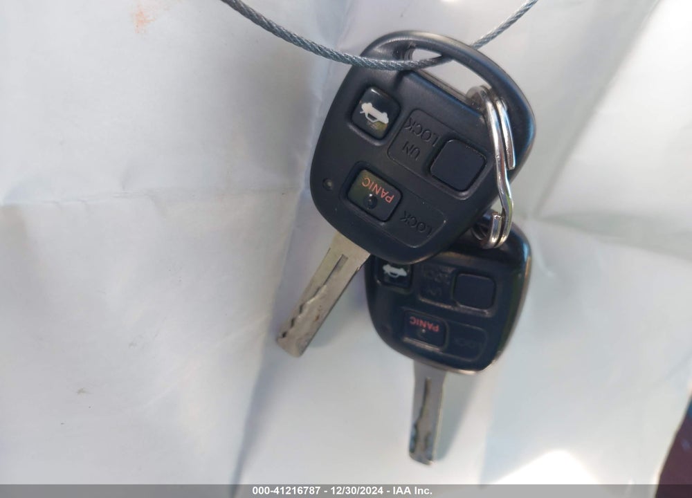 2003 LEXUS ES 300 VIN: JTHBF30G135040972