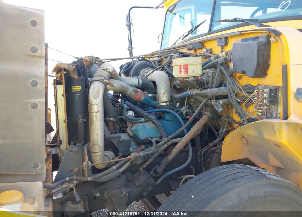 1995 INTERNATIONAL 3000 3800 VIN: 1HVBBABMXSH655581