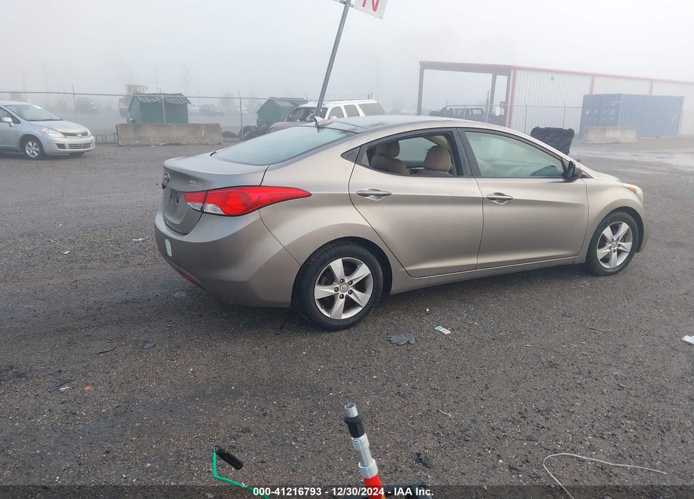 2013 HYUNDAI ELANTRA GLS VIN: 5NPDH4AE8DH265625