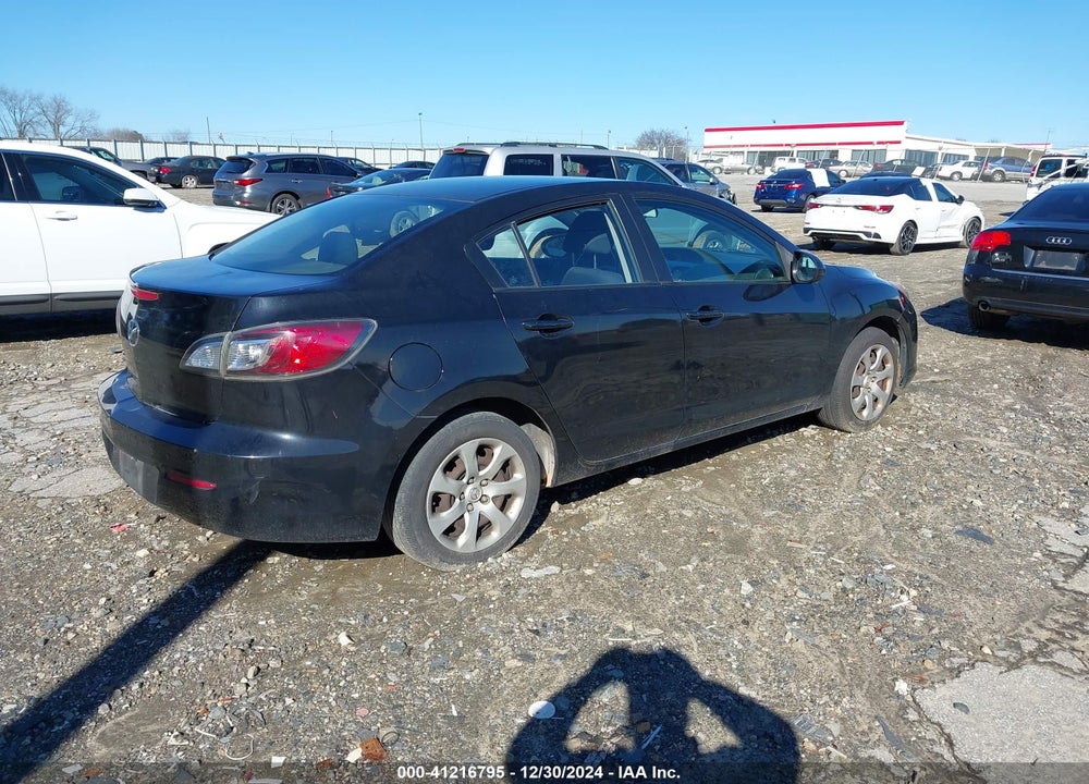 2013 MAZDA MAZDA3 VIN: JM1BL1TG5D1832996