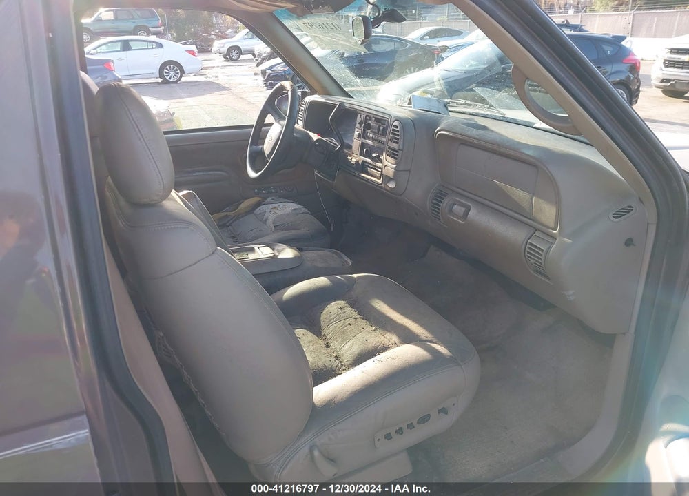 1998 CHEVROLET SUBURBAN 1500 VIN: 1GNFK16R4WJ341329