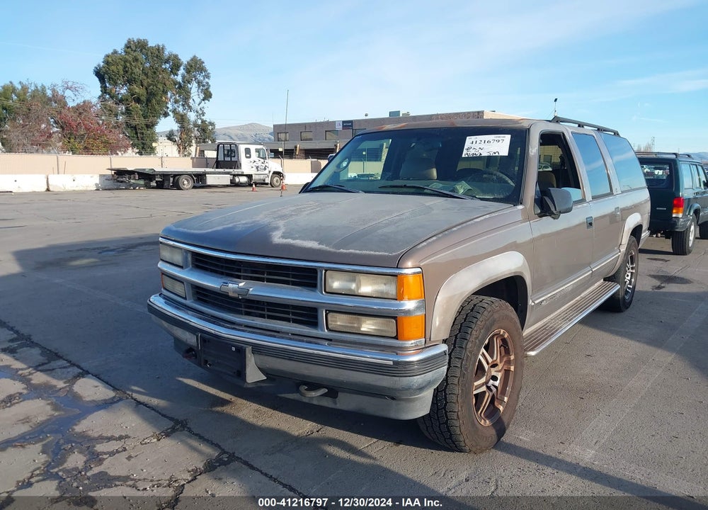 1998 CHEVROLET SUBURBAN 1500 VIN: 1GNFK16R4WJ341329