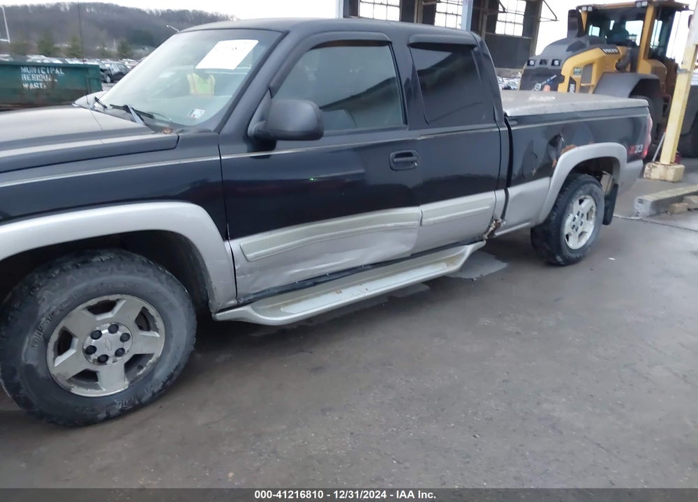 2005 CHEVROLET SILVERADO K1500 VIN: 1GCEK19B05Z327396