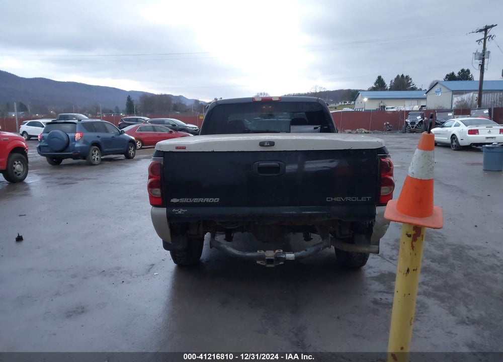 2005 CHEVROLET SILVERADO K1500 VIN: 1GCEK19B05Z327396