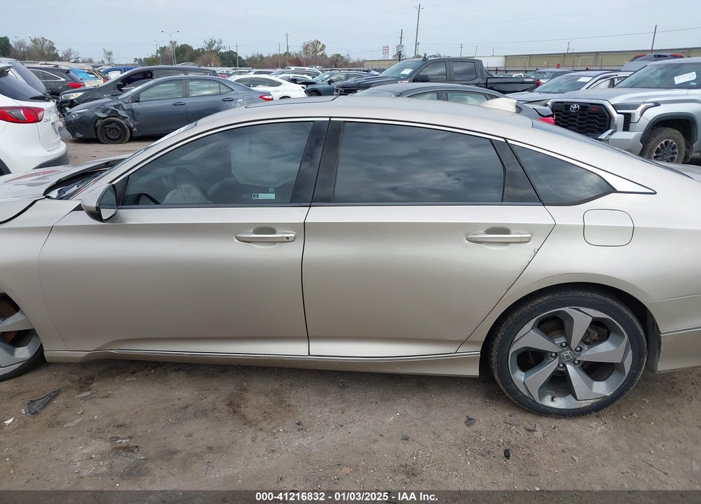 2018 HONDA ACCORD TOURING 2.0T VIN: 1HGCV2F94JA035878