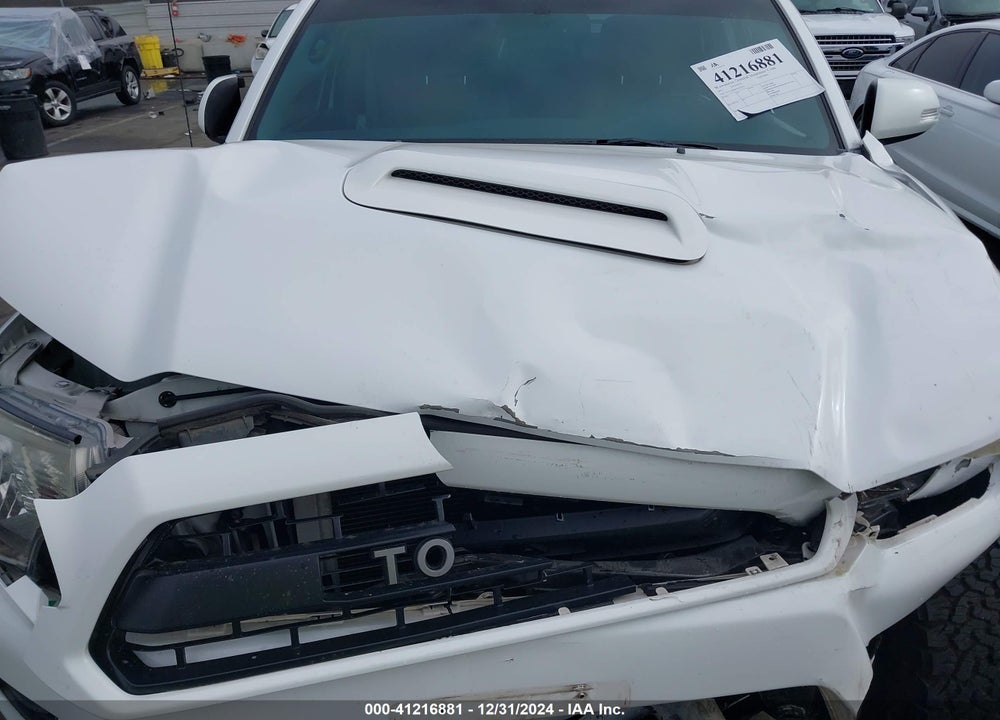 2015 TOYOTA TACOMA VIN: 5TFLU4EN4FX122924