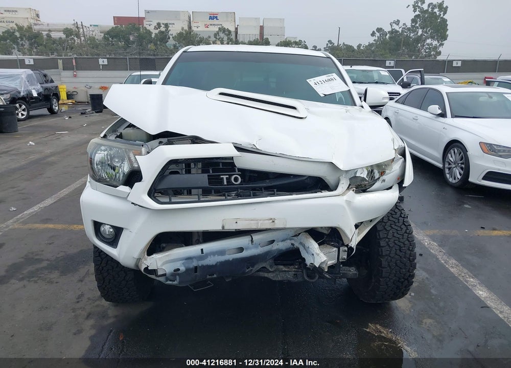 2015 TOYOTA TACOMA VIN: 5TFLU4EN4FX122924