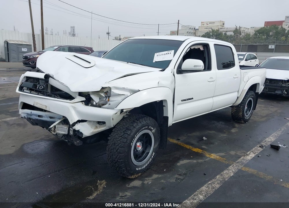2015 TOYOTA TACOMA VIN: 5TFLU4EN4FX122924
