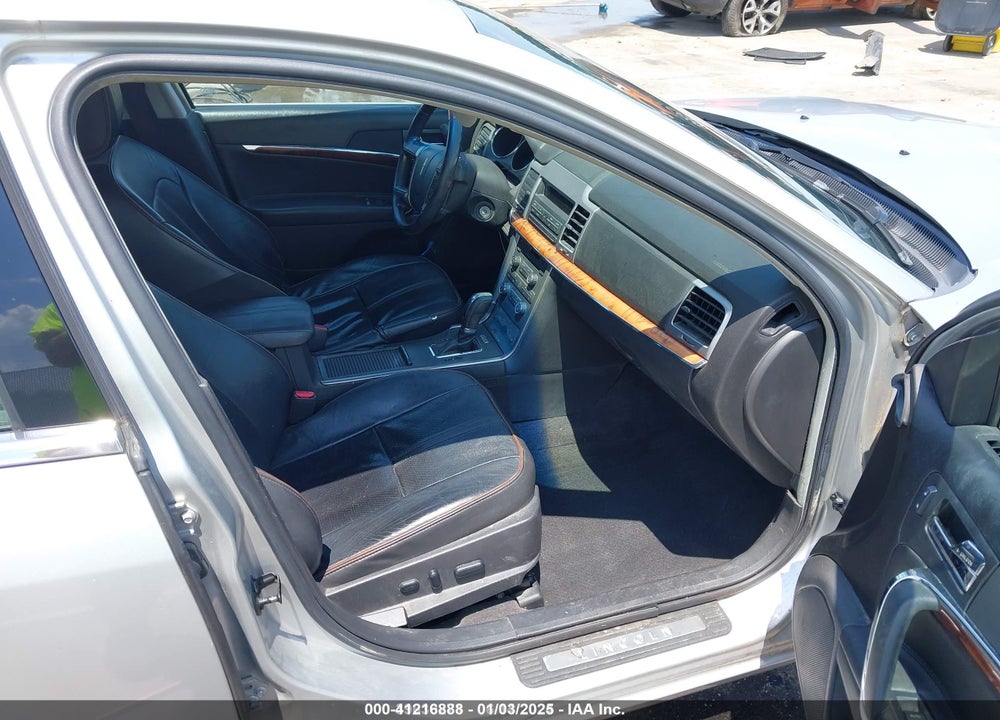 2010 LINCOLN MKZ VIN: 3LNHL2GCXAR640316