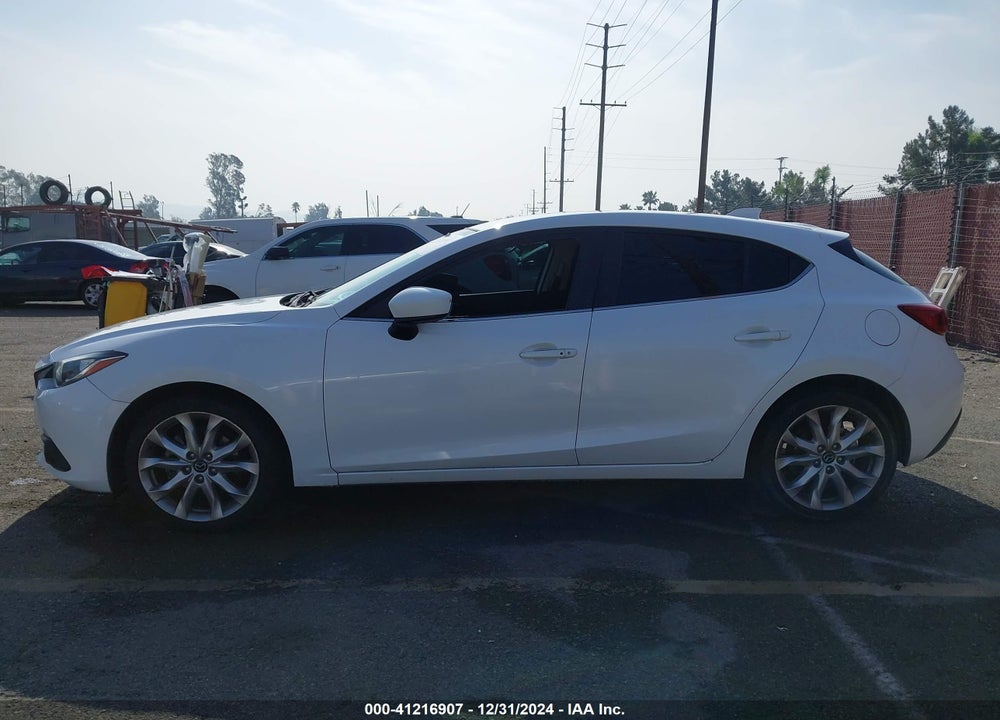 2015 MAZDA 3 S TOURING VIN: JM1BM1L31F1262122