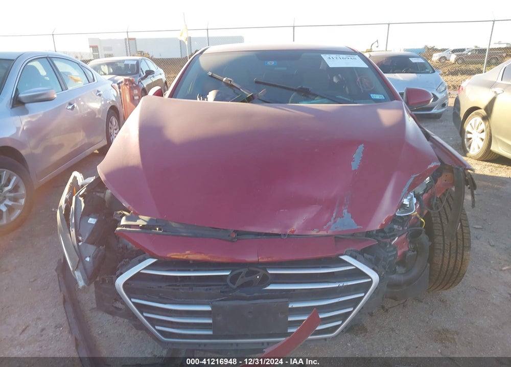 2018 HYUNDAI ELANTRA VIN: KMHD84LF7JU592360