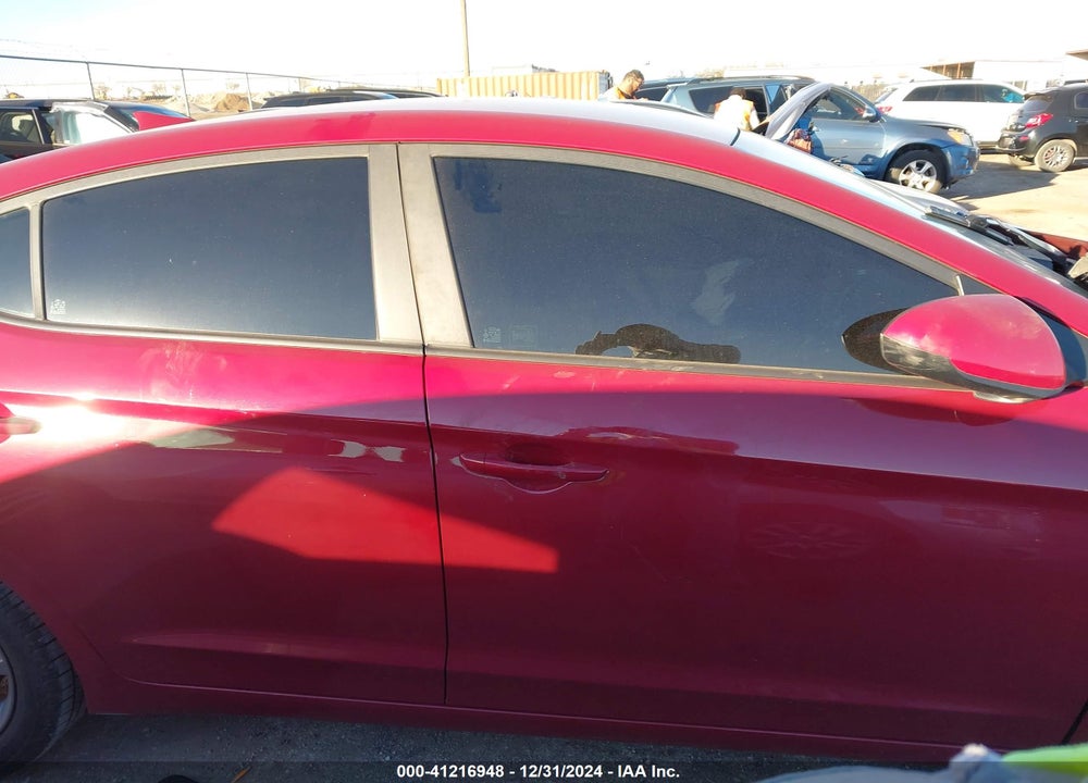 2018 HYUNDAI ELANTRA VIN: KMHD84LF7JU592360