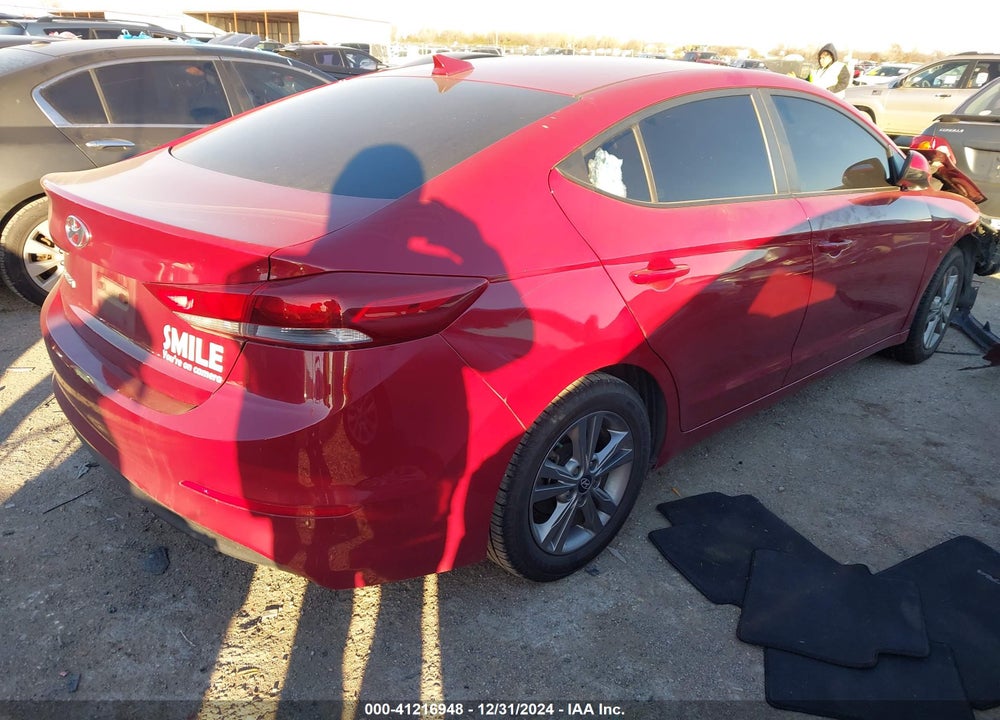 2018 HYUNDAI ELANTRA VIN: KMHD84LF7JU592360