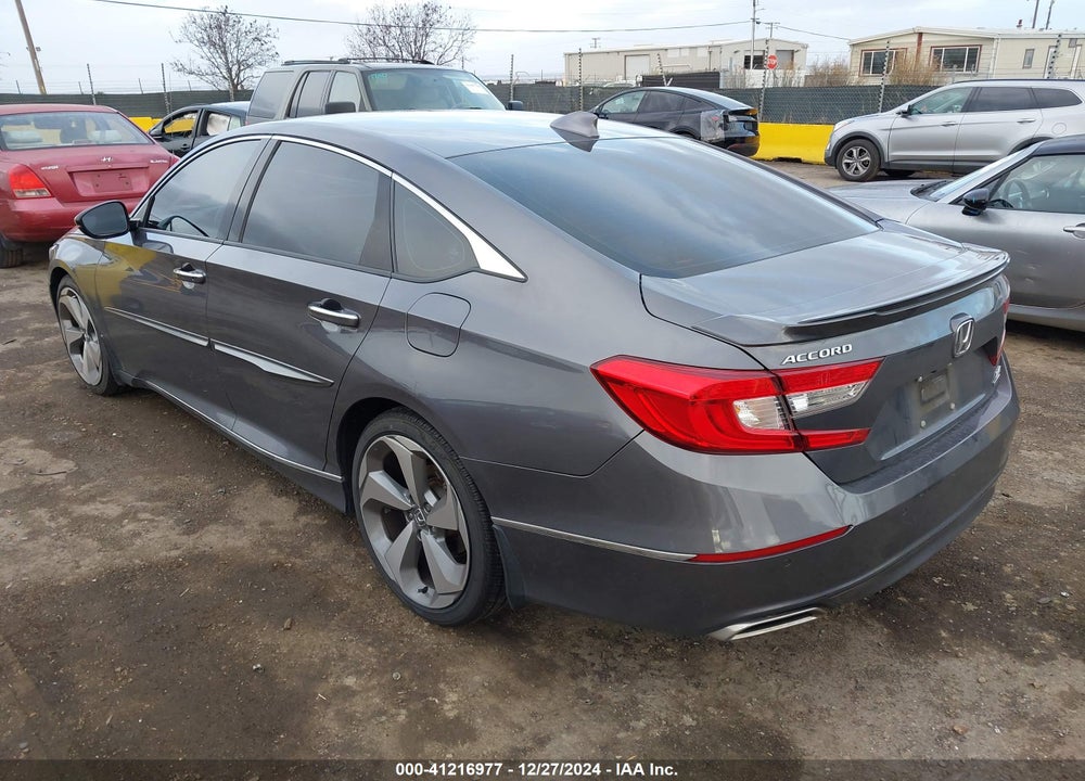 2018 HONDA ACCORD TOURING 2.0T VIN: 1HGCV2F93JA045382