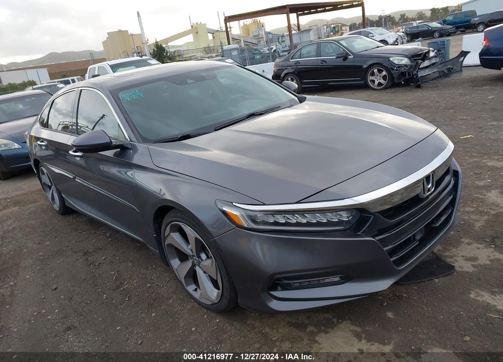 2018 HONDA ACCORD TOURING 2.0T VIN: 1HGCV2F93JA045382