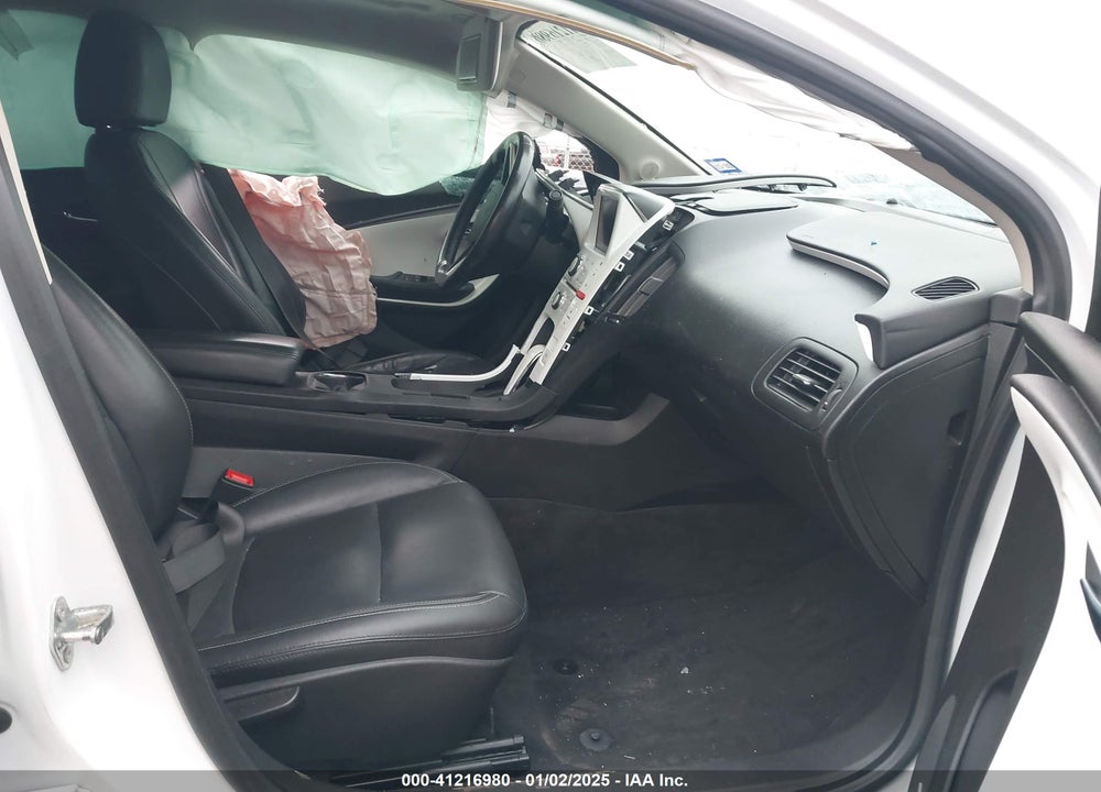 2015 CHEVROLET VOLT VIN: 1G1RB6E4XFU122830