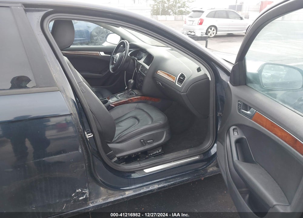 2011 AUDI A4 VIN: WAUAFAFL4BN041437