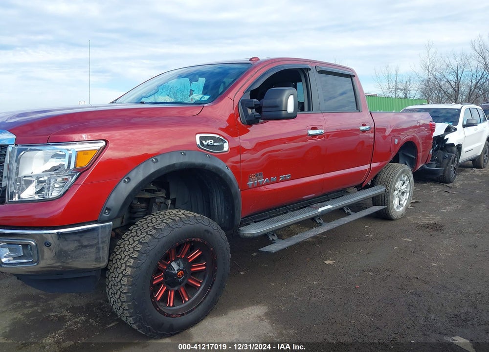 2018 NISSAN TITAN XD SV GAS VIN: 1N6AA1F44JN526909